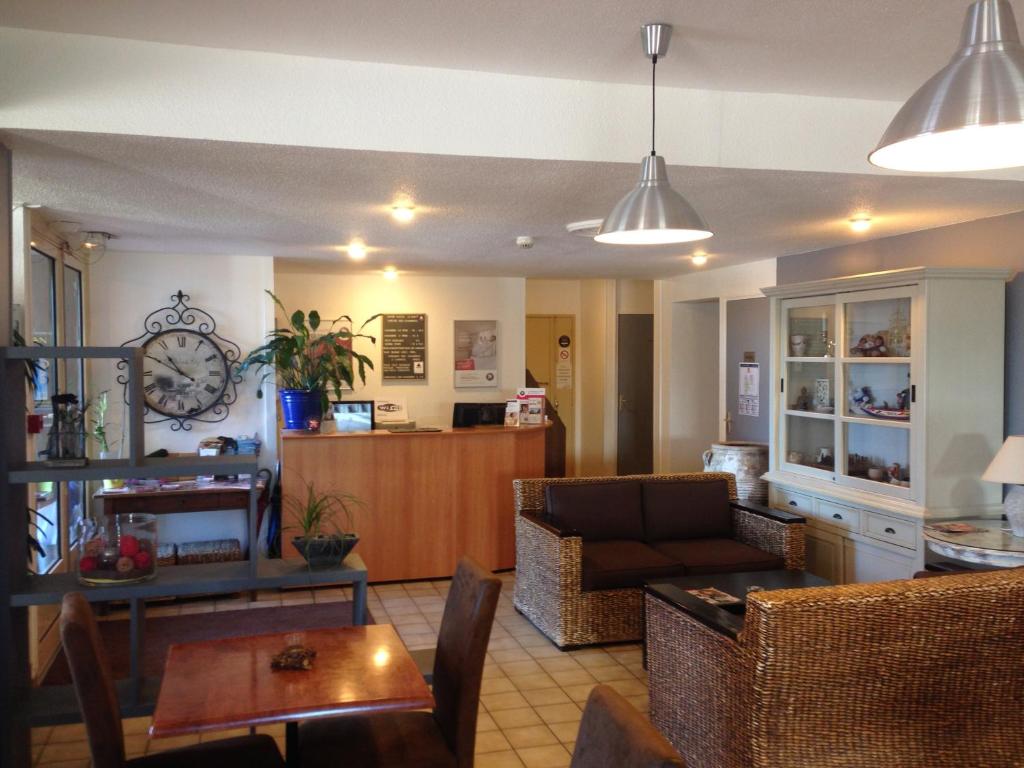 Le Sud Contact Hotel Mauguio Montpellier img2 Le Sud Contact Hotel Mauguio Montpellier img2