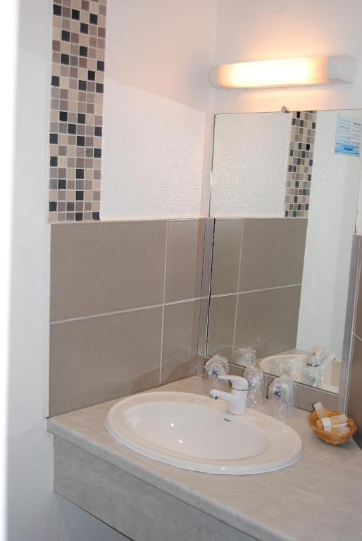 Le Sud Contact Hotel Mauguio Montpellier img21 Le Sud Contact Hotel Mauguio Montpellier img21